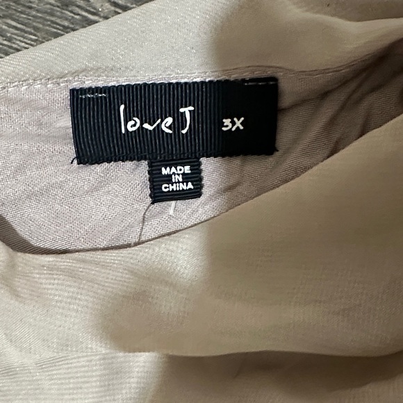 Love J Off-Shoulder Cream Blouse - Picture 3 of 4